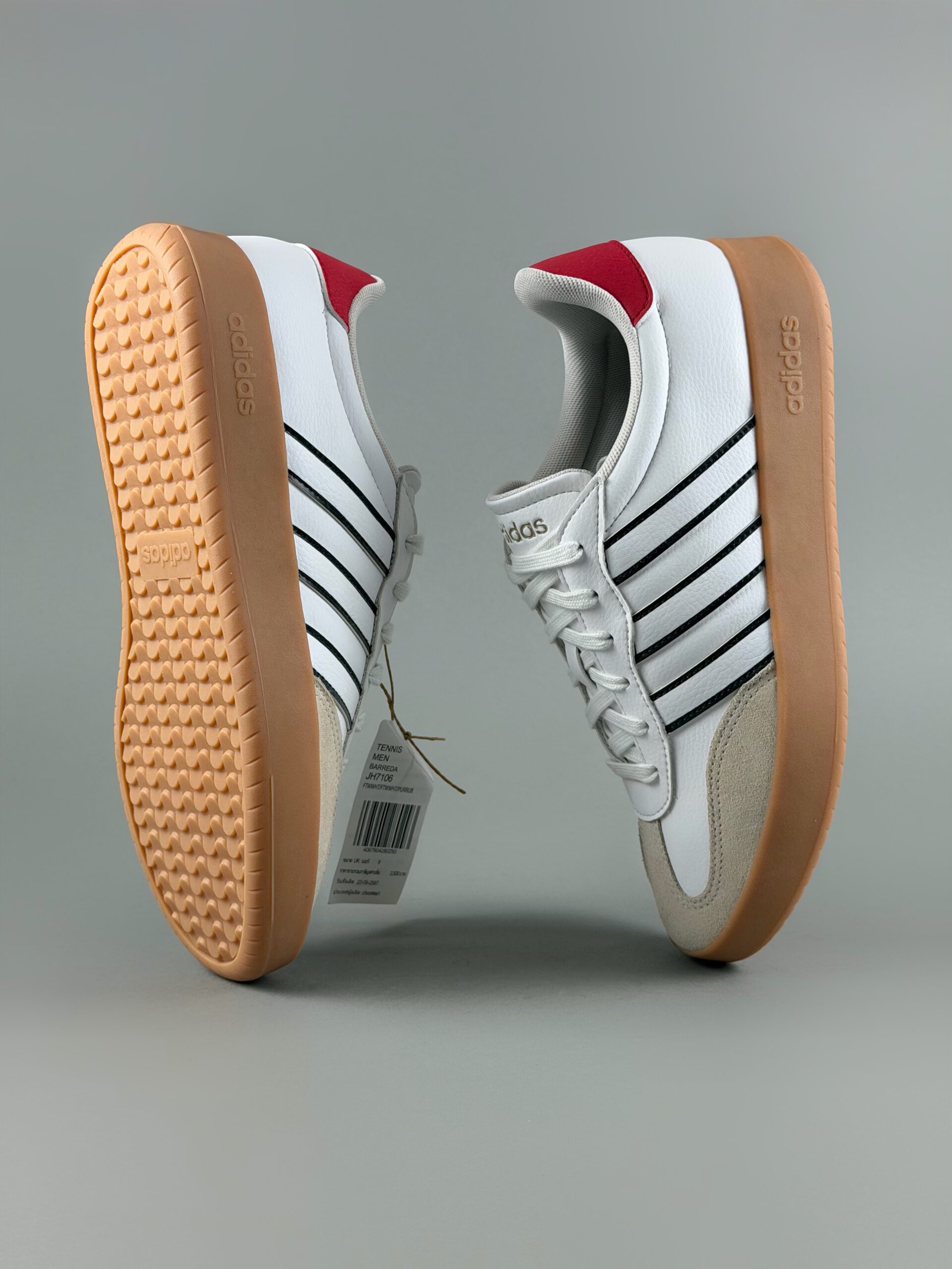 IMG_3977 آدیداس مدل Barreda با کد JH7106 - Image 1